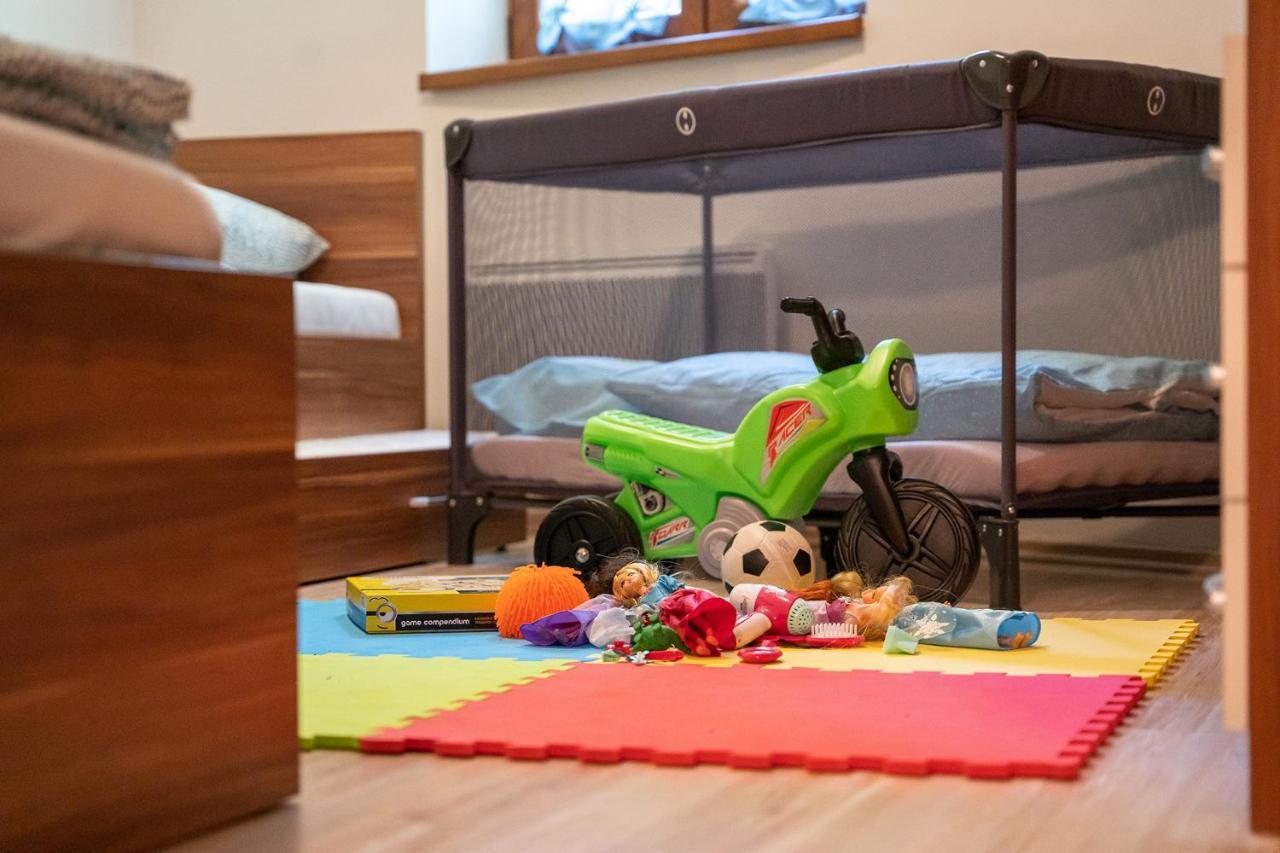 Horná Lehota Apartment Emilka Tale-Wellness 5 Min-Balcony-Hiking-View מראה חיצוני תמונה